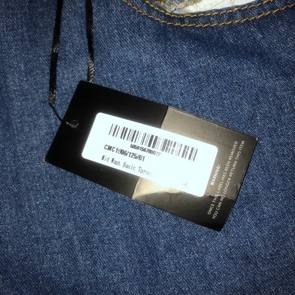 Mom Jeans - Picture 3 of 4